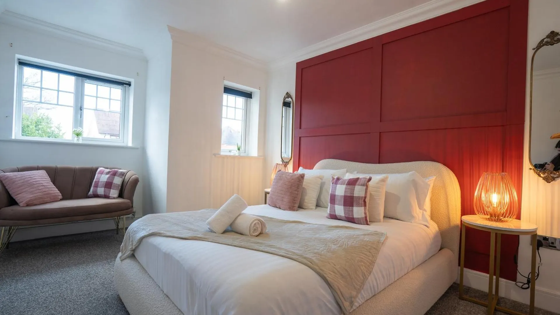 Holiday home Runway Hse Luxe 5 Bed, With King Sized Beds, Next To Aiport & Nec, Jlr 5 Mins Villa Marston Green United Kingdom