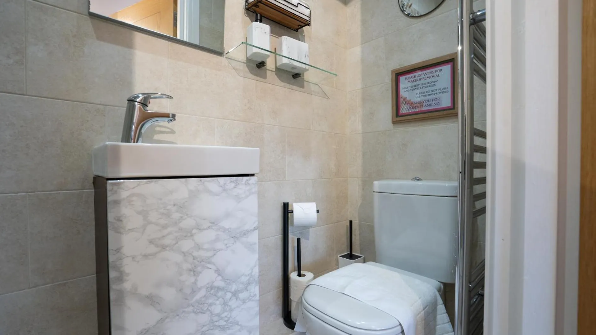 Runway Hse Luxe 5 Bed, With King Sized Beds, Next To Aiport & Nec, Jlr 5 Mins Villa Marston Green